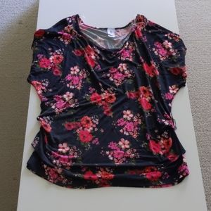 💝GIFTED💝 Flowered blouse